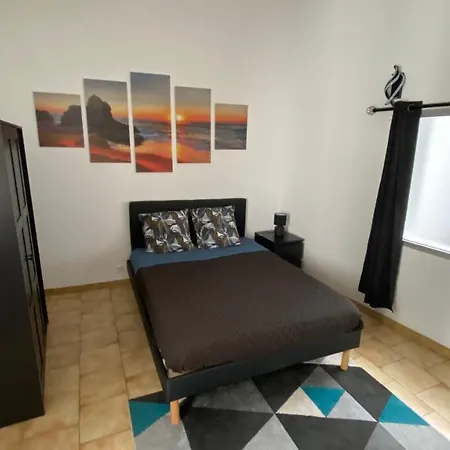 Apartment Duplex Montcalm Centre 500m Des Arenes De